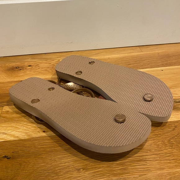 Gold flip flop Havaianas - Picture 2 of 4